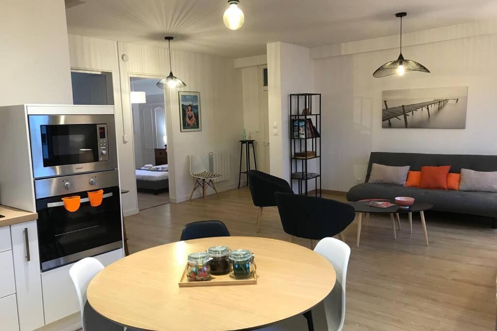 Le Coteau - Centre Ville, Jardin & Parking! Apartamento